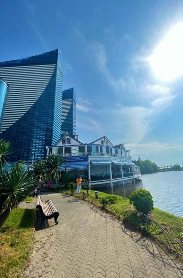 Orbi City Sea View Hotel In Batoemi Buitenkant foto